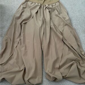 Elegant Tan Wide-Leg Pants